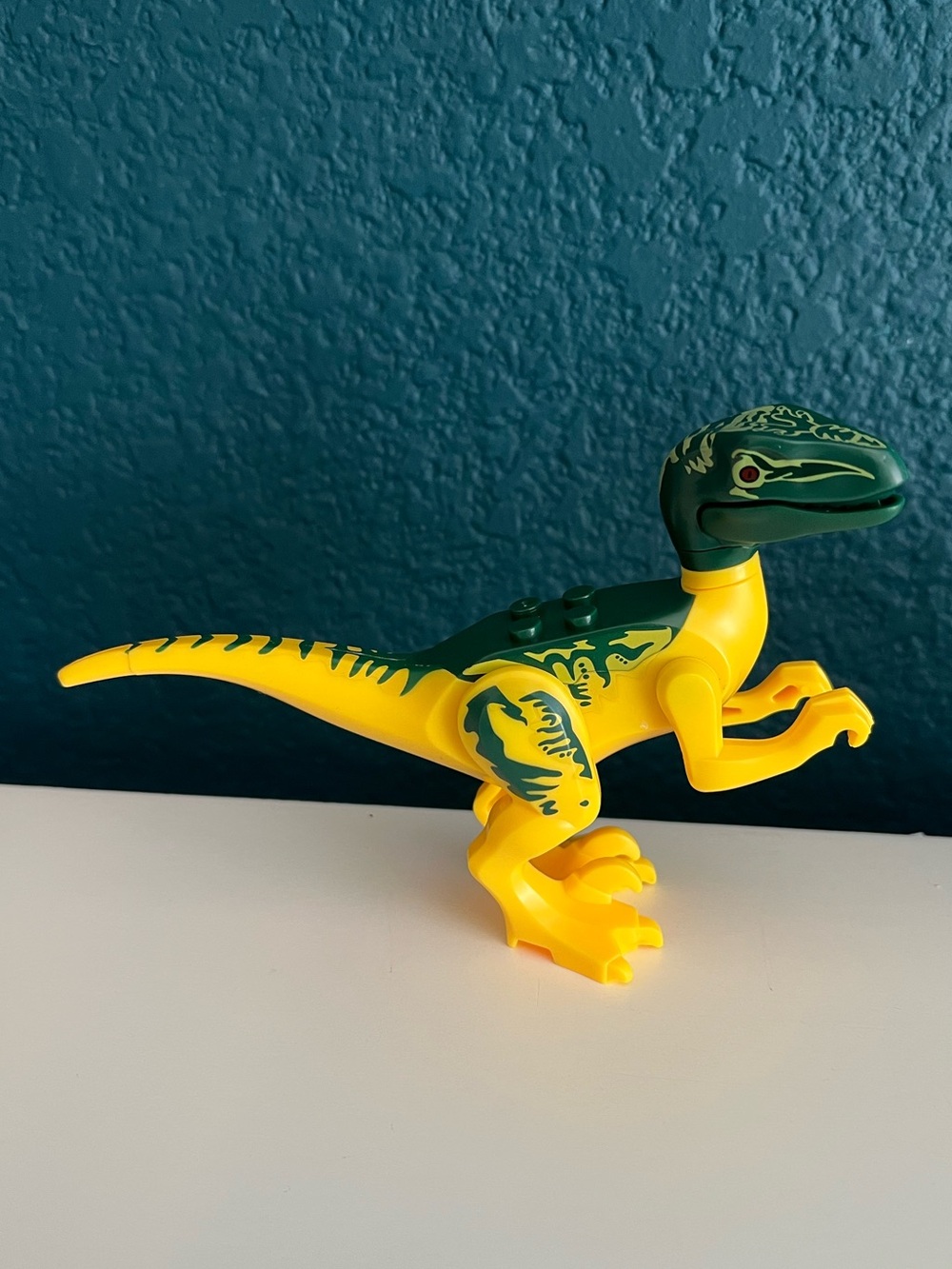 Jurassic World Small Dinosaurs Mini-figures (not official lego) - Picture 4 of 9
